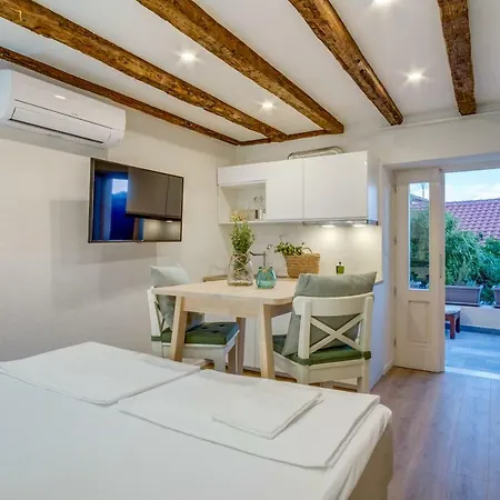 Casa Rustica Appartement Mali Lošinj Buitenkant foto